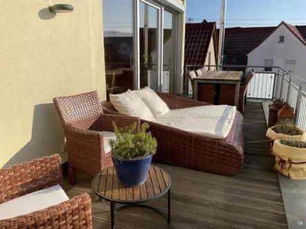 Schwaikheim - Wohnung kaufen in Schwaikheim - Penthouse! Moderne 3,5 Zimmer Wohnung mit 20m² Dachterrasse in Schwaikheim!