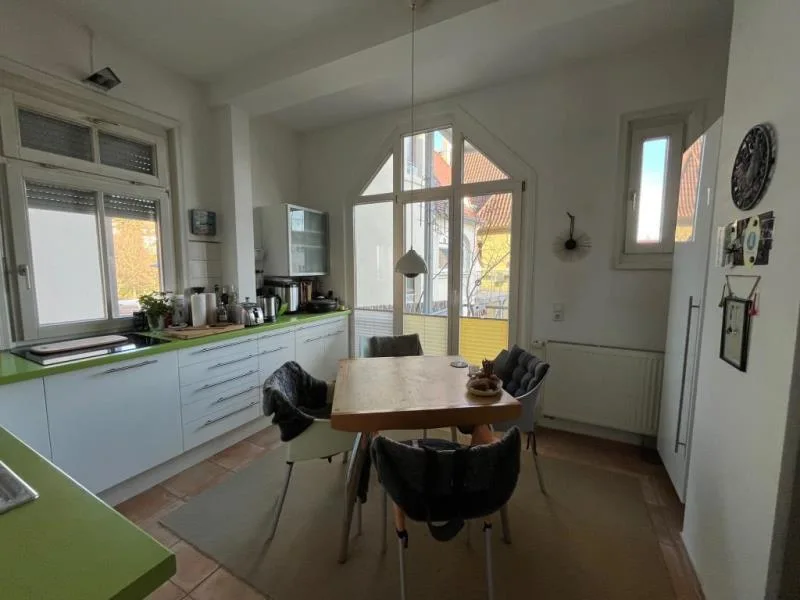 Esslingen (Neckar) - Wohnung kaufen in Esslingen - Ideale Gelegenheit! 4 Zi.-Wohnung mit viel Platz zum genießen!