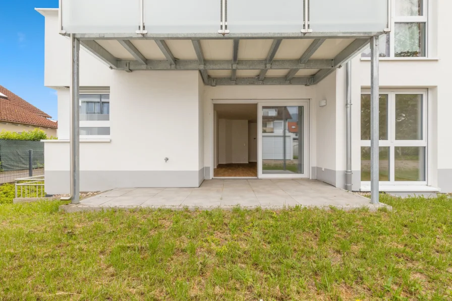 Terrasse mit Garten - Wohnung kaufen in Gernsbach - Erstbezug hochwertige 91 m² 3-Zi-Whg mit Terrasse Garten KFW 55