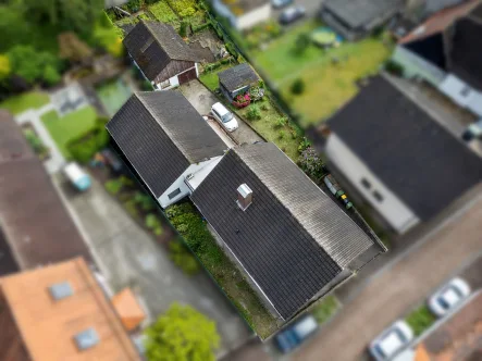 Hausansicht oben - Haus kaufen in Muggensturm - Charmantes 3-Familienhaus in Muggensturm mit großem Garten, Scheune & optionaler Ausbaumöglichkeit