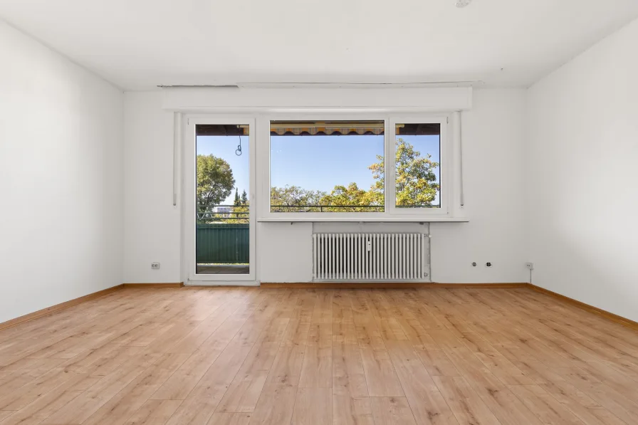 Wohnzimmer - Wohnung mieten in Baden-Baden - Blick ins Grüne und trotzdem zentral - Exklusiver Grundriss mit abschließbarer Garage und Keller