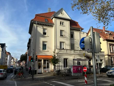 Talstrasse Ecke Hildastrasse - Haus kaufen in Freiburg im Breisgau - "Einzigartiger Jugendstil-Charme in Top-Lage: Wohn- und Geschäftshaus in der Hildastrasse 30 in Freiburg