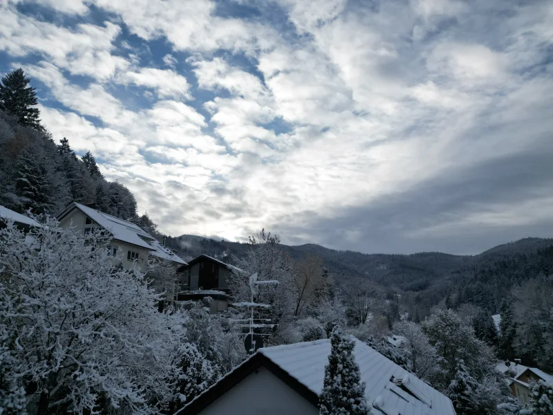 Blick ins Dettenbachtal zum Sonnenaufgang