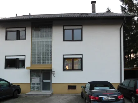 Vorderansicht - Wohnung mieten in Remchingen-Singen - Attraktive 4-Zimmer-Wohnung mit großem Balkon