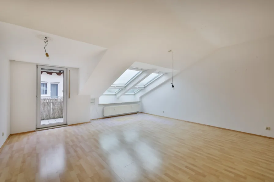 Top Wohnung in pefekter Lage - Wohnung kaufen in Pforzheim / Büchenbronn - Wohnen im Dachgeschoss in schönster Form und begehrter Lage