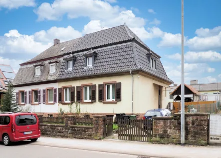  - Haus kaufen in Bad Bergzabern - Kernsanierte Doppelhaushälfte in Bad Bergzabern!