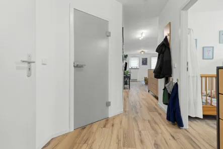 Eingangsbereich - Wohnung kaufen in Pfinztal-Berghausen - Reinkommen - Wohlfühlen - Bleiben