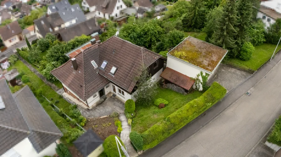 Viel Platz für die ganze Familie! - Haus kaufen in Niefern-Öschelbronn - Wohnhaus in Bestlage!