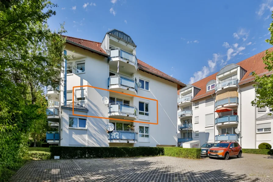 Straßenansicht - Wohnung kaufen in Nagold - 2-Zi.-ETW in bevorzugter Wohnlage. Hier fühlen Sie sich wohl!