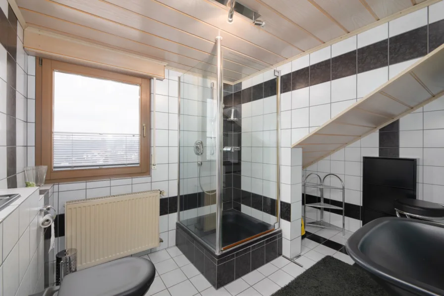 Badezimmer DG