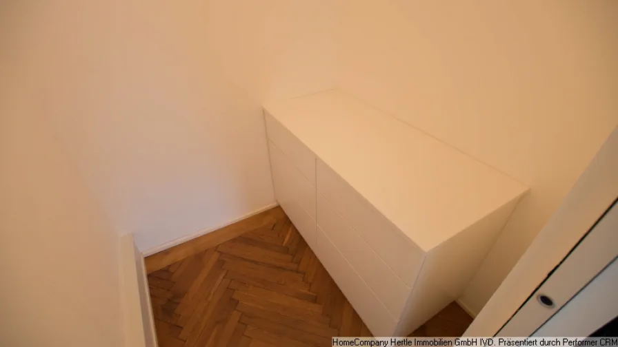 Ankleideraum mit Einbauschrank