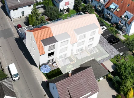 Haus 4 - Haus kaufen in Neu-Ulm / Pfuhl - NEUBAU - MODERNES REIHENECKHAUS IN PFUHL - Haus 4