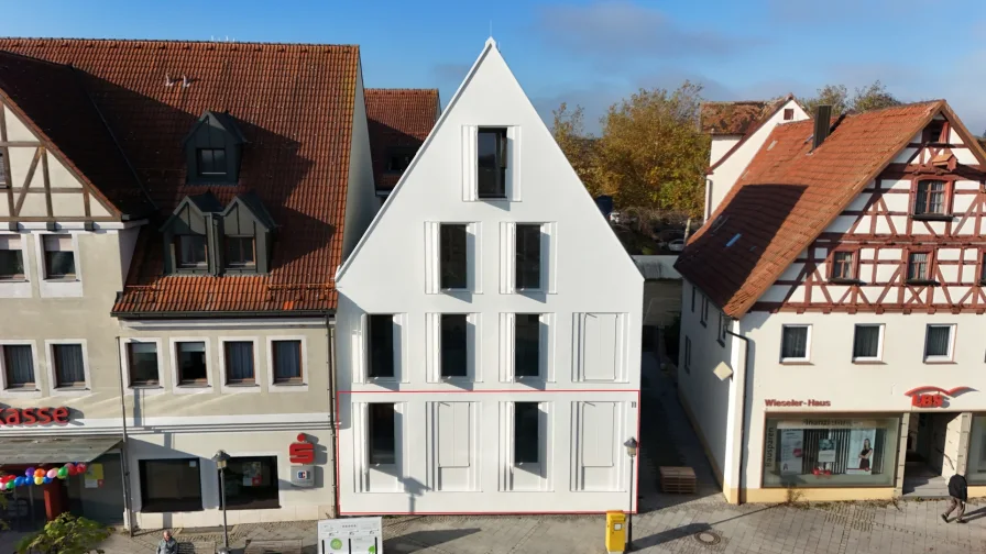 Drohnenaufnahme - Wohnung mieten in Langenau - ERSTBEZUG - 2,5 ZIMMER ERDGESCHOSS WOHNUNG IN LANGENAU!