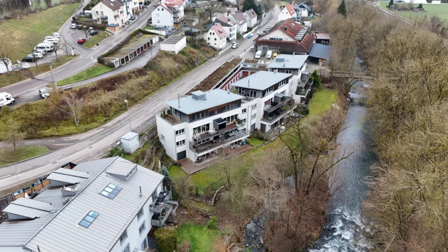 Titelbild - Wohnung kaufen in Blaustein - PERLE AN DER BLAU! DEIN WOHNTRAUM IN BESTLAGE!