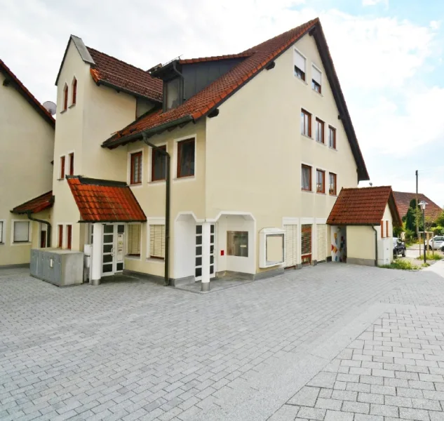 Ansicht - Wohnung kaufen in Schlier - MÖGLICHE 3-4 ZIMMER-ETW - KLEINERE UMBAUMASSNAHMEN NÖTIG