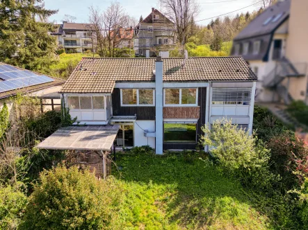 Rückansicht - Haus kaufen in Baden-Baden / Geroldsau - Traumblick! Grundstück mit Wohnhaus & ELW in idyllischer Lage in Baden-Baden Geroldsau
