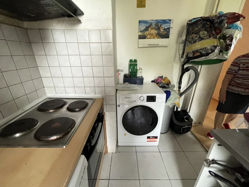 Küche mit Waschmaschine