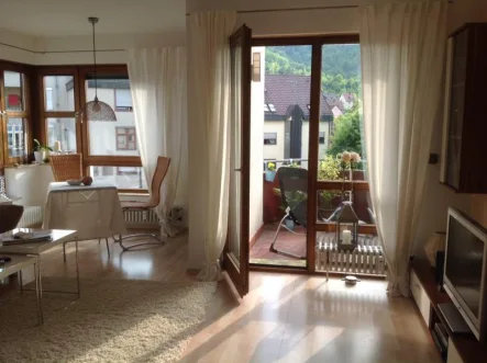 image3.jpeg - Wohnung kaufen in Stuttgart - VERKAUFT- Ruhige, moderne und zentral gelegene 2,5-Zimmerwohnung mit Balkon in Stuttgart-Wangen