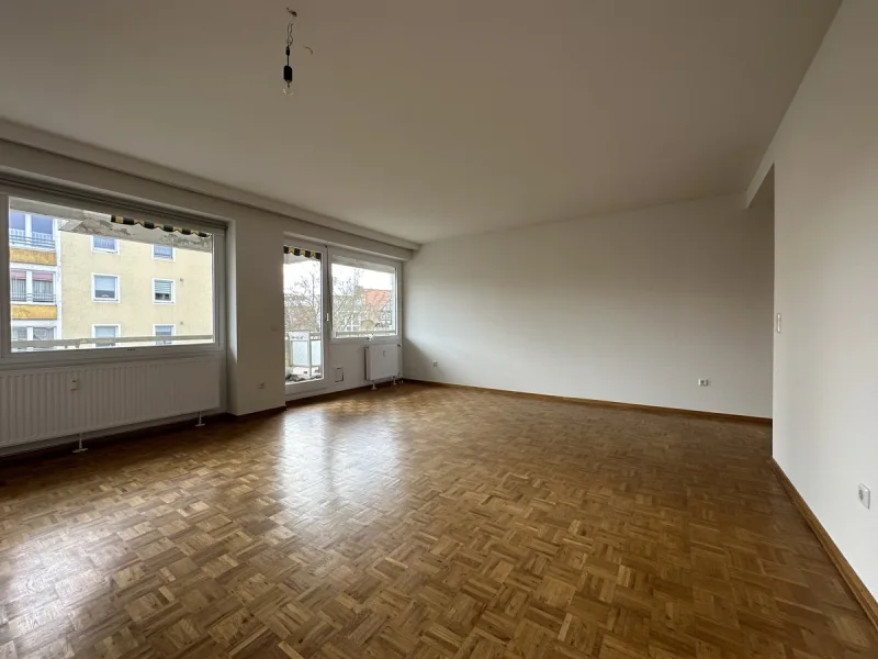 Wohnzimmer - Wohnung mieten in Salzgitter / Salzgitter-Bad - Gepflegte Wohnung mit Fahrstuhl im Zentrum von Salzgitter Bad.