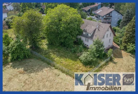 Luftaufnahme - Haus kaufen in Ühlingen-Birkendorf - Mitten im Ort mit riesigem Grundstück!