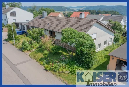 Luftaufnahme - Haus kaufen in Laufenburg - Für die große Familie - oder Wohnen und Arbeiten unter einem Dach