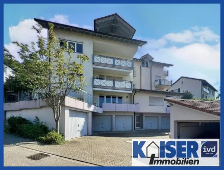 Hausansicht Vorne - Wohnung mieten in Waldshut-Tiengen - Attraktive 3-Zimmer-Wohnung mit Balkon und herrlichem Blick