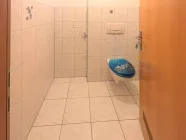 Gäste WC mit Waschmaschinenanschluss