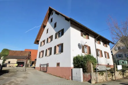 Bild1 - Haus kaufen in Schliengen - Für die Großfamilie!