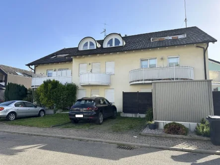 Hausansicht - Wohnung kaufen in Bad Krozingen - Charmant und ansprechend