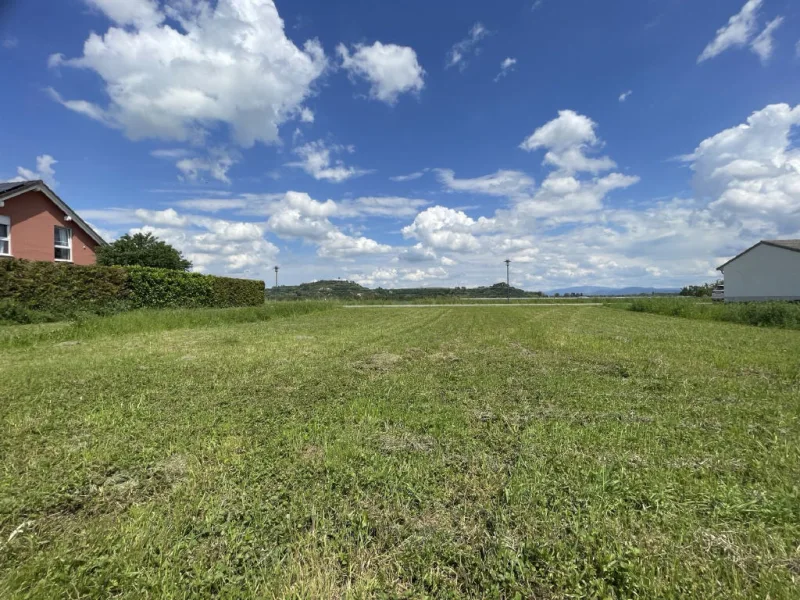 Bild1 - Grundstück kaufen in Bad Krozingen - Baulücke mit Panoramablick