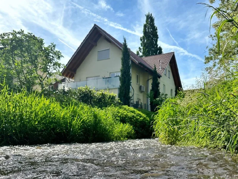 Bild1 - Haus kaufen in Ehrenkirchen - Schmuckstück mit viel Platz