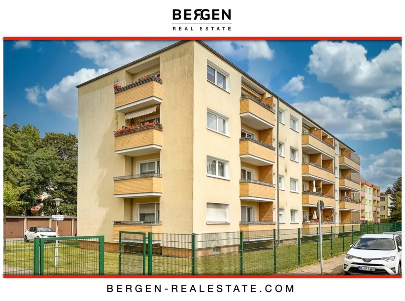 Hausansicht - Wohnung kaufen in Berlin - Investment-Chance: 2-Zimmer-Apartment in einer ruhigen Wohngegend