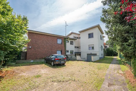 Ansicht - Haus kaufen in Berlin - Wohnensemble mit sieben Einheiten und Ausbaupotential in Berlin-Lichterfelde