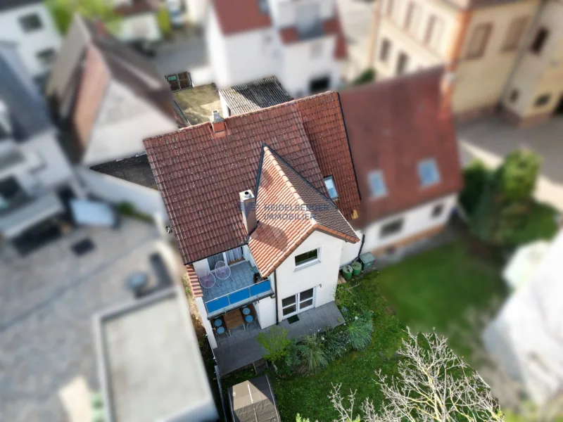 Blick von oben - Wohnung kaufen in Brühl - Haus statt Wohnung!