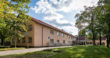 Objektansicht - Halle/Lager/Produktion mieten in Pirna - Gewerbetreibende in Pirna aufgepasst! BEATE PROTZE IMMOBILIEN