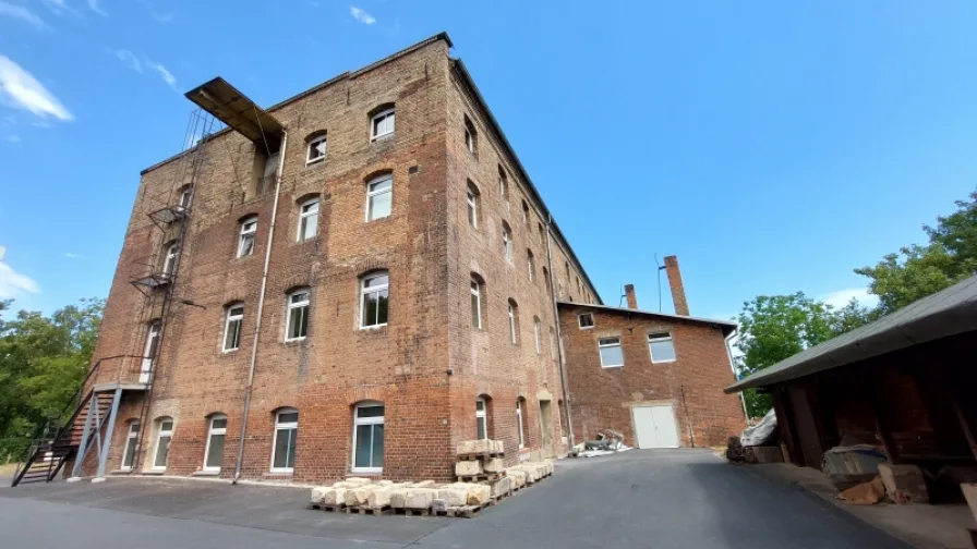 Objektansicht - Büro/Praxis mieten in Dresden - Arbeiten im sanierten Backstein!