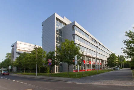 Außenansicht - Büro/Praxis mieten in Dresden - Sigma Technopark mit bester Verkehrsanbindung!