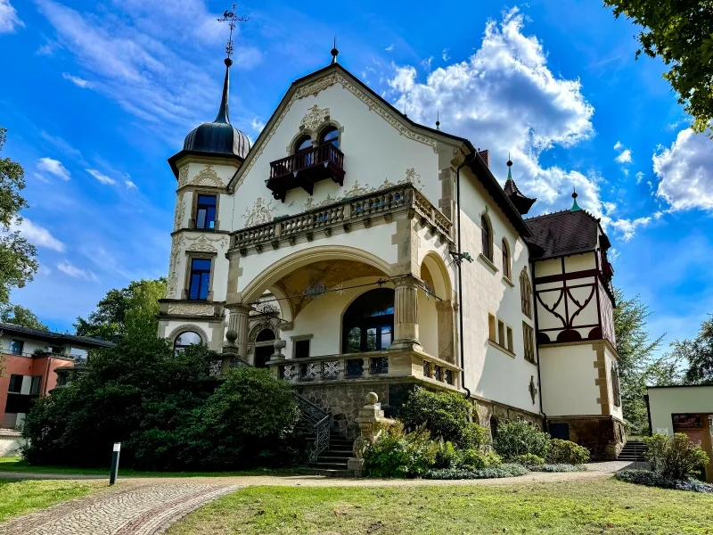 Objektansicht - Büro/Praxis mieten in Dresden - Villa am Waldpark!