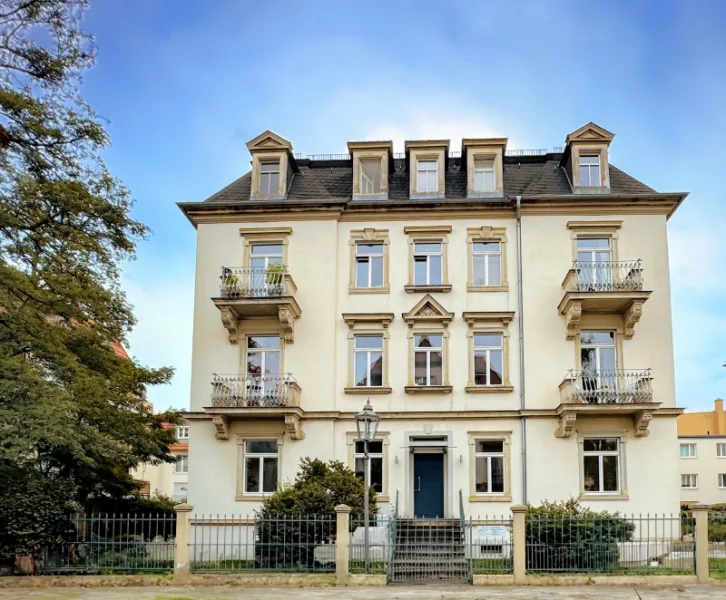 Objektansicht - Büro/Praxis mieten in Dresden - Elegant arbeiten in Gründerzeitvilla!