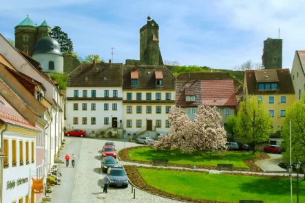 Herzlich Willkommen! - Haus kaufen in Stolpen - Oben wohnen, unten Geld verdienen?