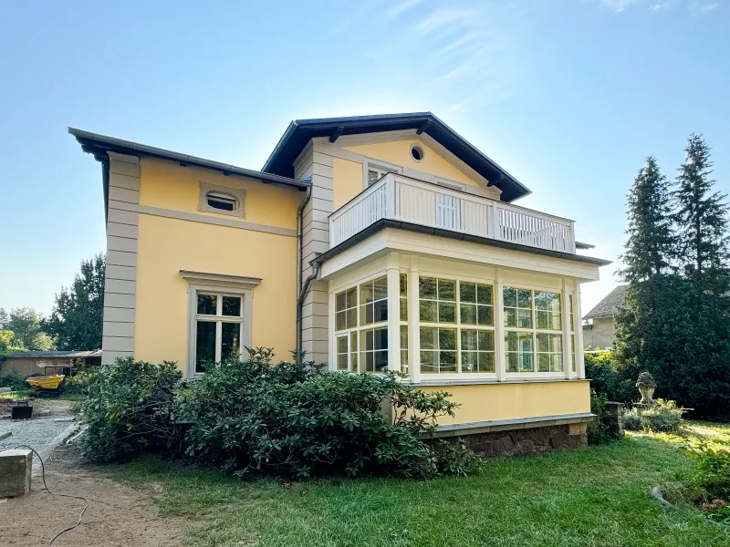 Objektansicht - Büro/Praxis mieten in Radebeul - Sanierte Villa!