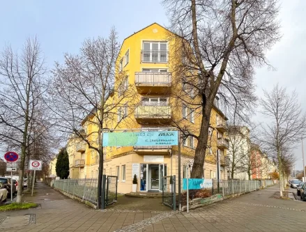 Objektansicht - Laden/Einzelhandel mieten in Dresden - In Ecklage! BEATE PROTZE IMMOBILIEN