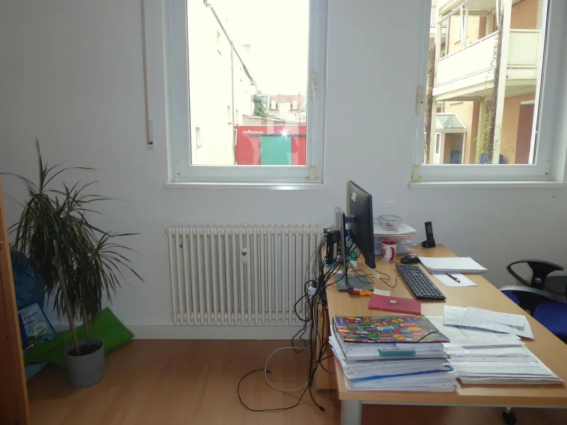 Büro 2