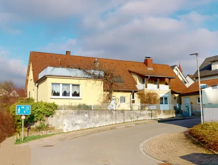 Titelbild - Haus kaufen in Rheinstetten / Mörsch - Doppelhaushälfte in ruhiger Lage von Rheinstetten-Mörsch