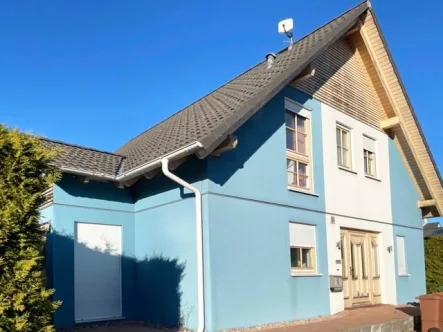 ID1026a - Haus kaufen in Tuningen - Einfamilienhaus in ruhiger Lage