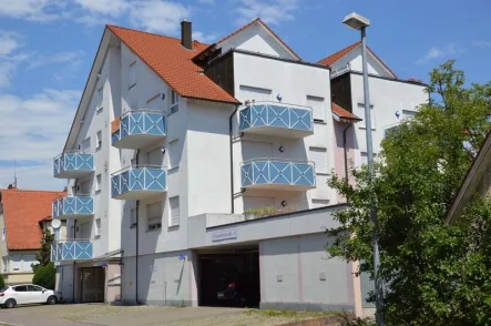 ID1036 - Wohnung kaufen in Trossingen - Zentral: Drei-Zimmer-Wohnung mit Garage