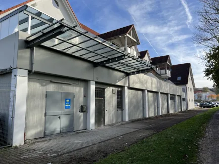Zufahrt-Anlieferung - Laden/Einzelhandel kaufen in Böbingen - Renditestarker Fachmarkt als Teileigentum mit namhaften Mieter in Böbingen zu verkaufen