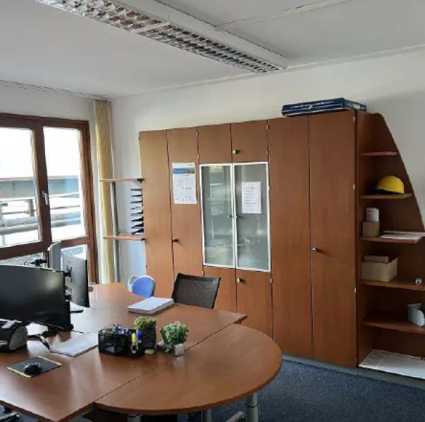 Büro