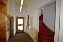 Treppe zum Büro