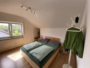 Schlafzimmer DG